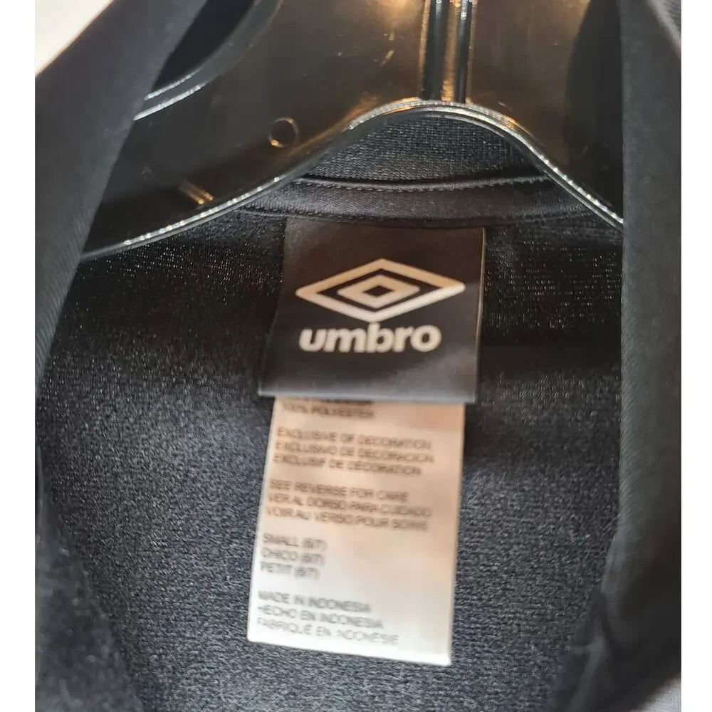 Umbro black jacket - small (kids)